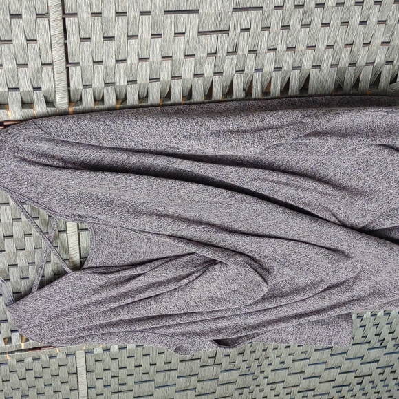 NWT Simple by Suzanne Betro Soft Sweater Blouse Tunic Criss Cross V Back - Picture 9 of 13